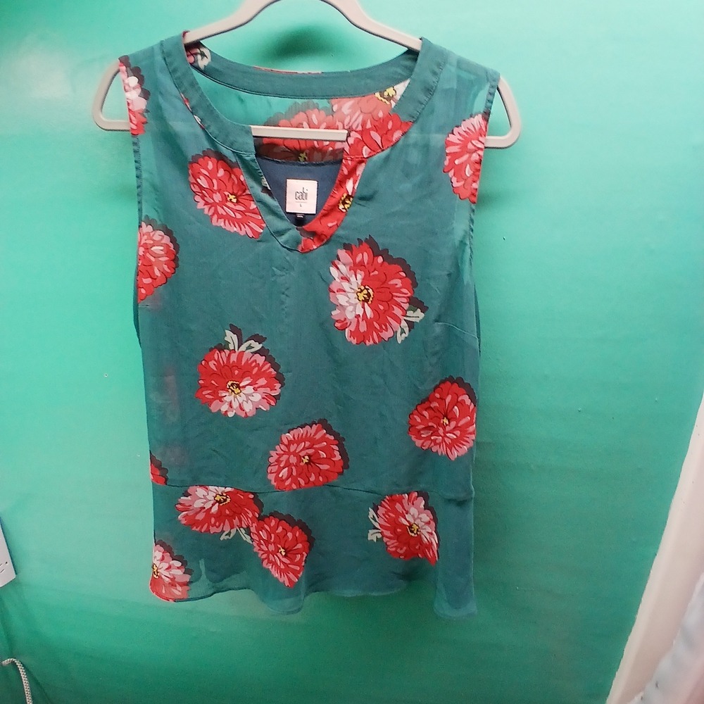 Cabi Floral Peplum Blouse L Teal Green Red Sleeveless Split Neck Top 3445